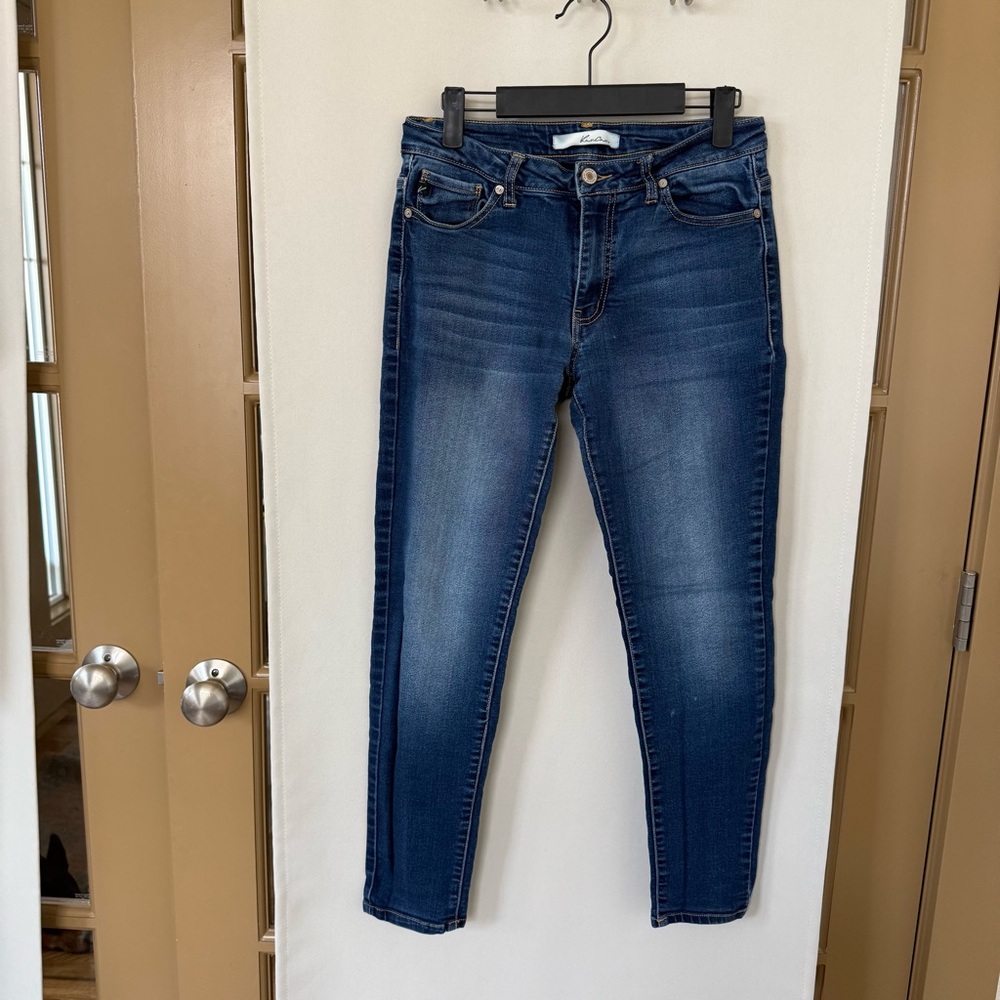 KanCan Womens 5/26 Blue Medium Wash Mid Rise Denim Skinny Jeans